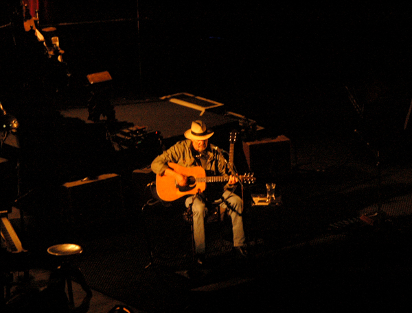 Neil Young @ The Ryman Auditorium, Nashville, TN 6/2/10