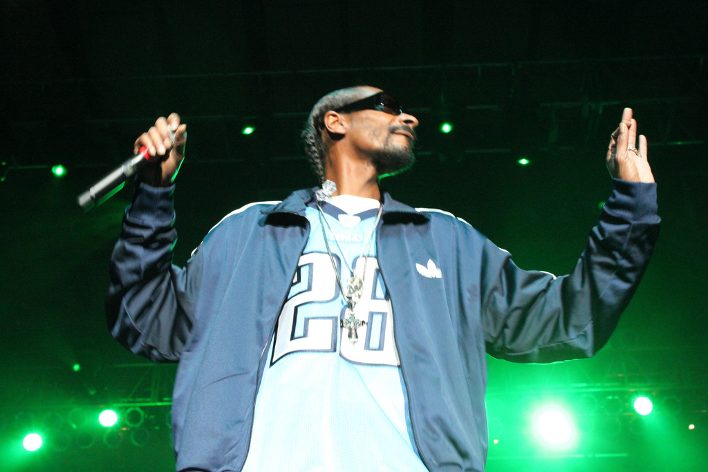 Snoop Dogg Boogies Down In Nashville