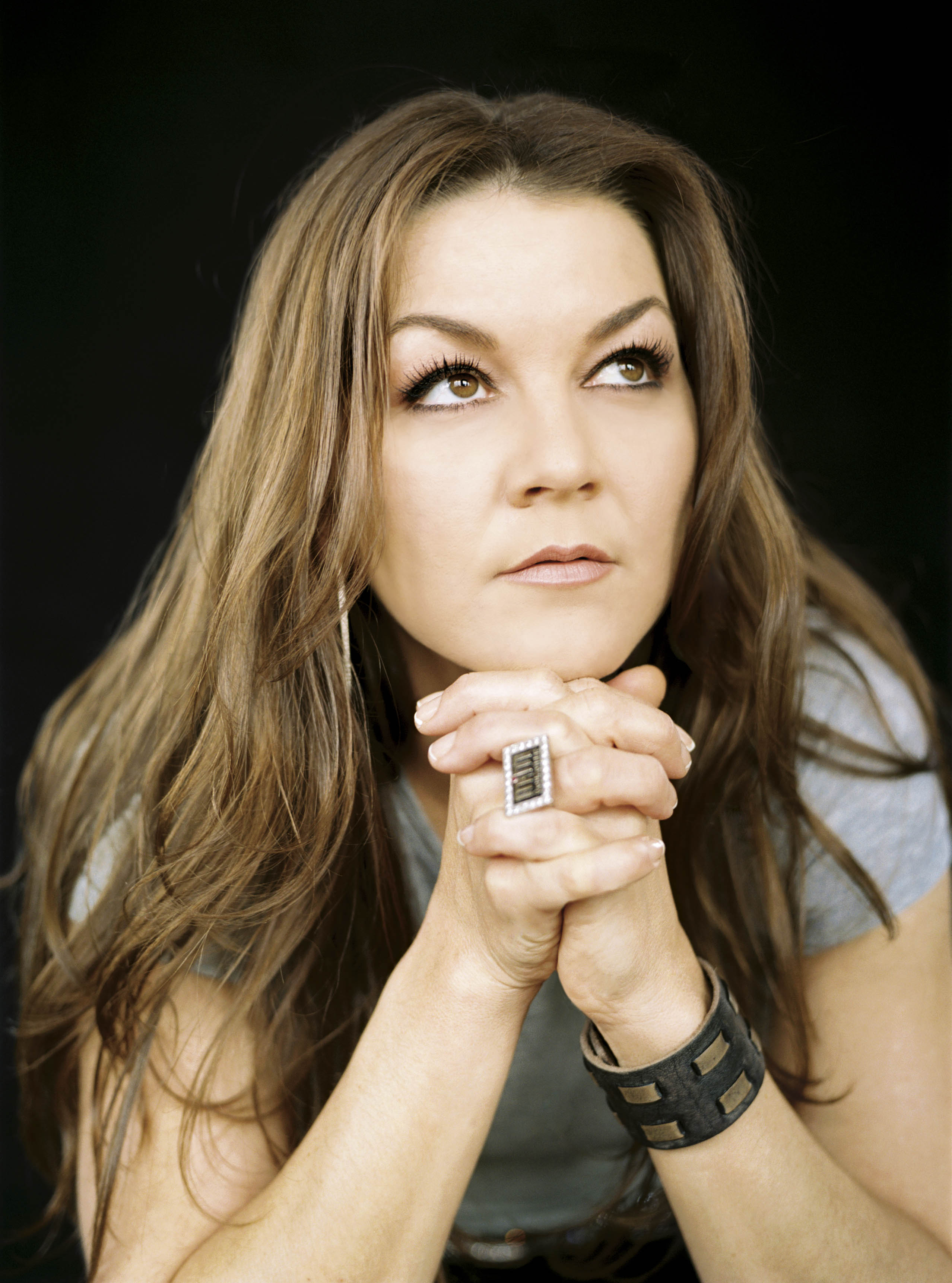 Alive and Kicking: A Q&A With Gretchen Wilson