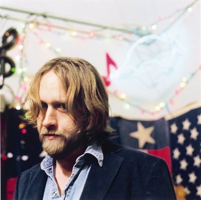 Opposites Attract In Hayes Carll’s “Another Like You” Video