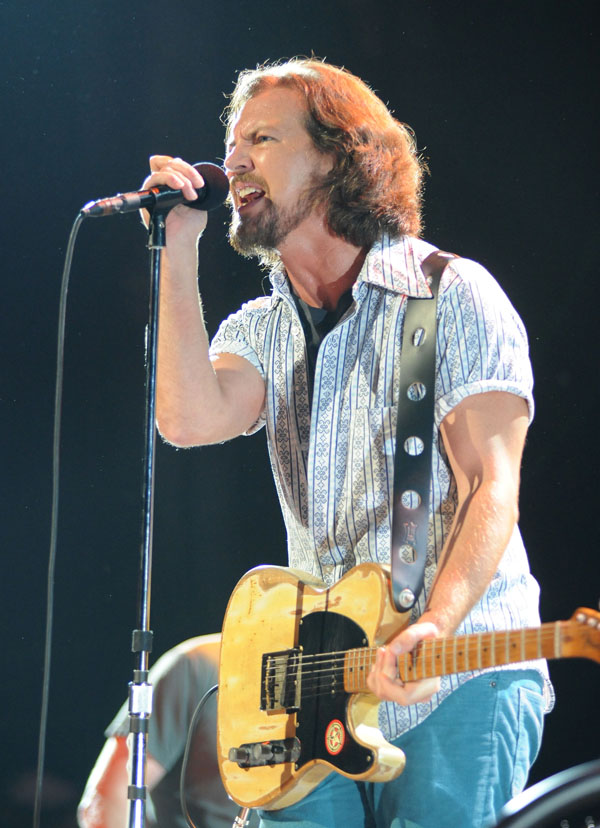 Pearl Jam at Gibson Ampitheatre, Los Angeles 9.20.2009