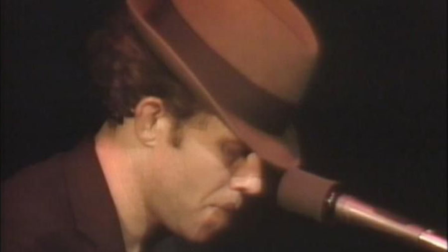 Watch a Vintage Tom Waits Performance from Austin City Limits