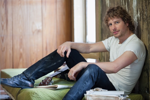 Dierks Bentley: Red, White And Bluegrass