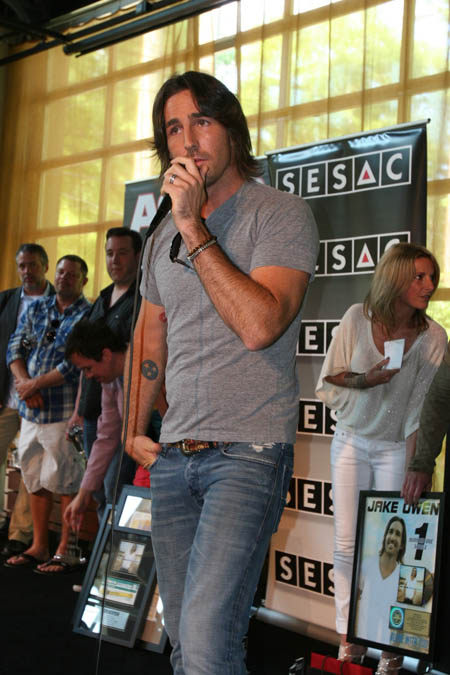 Photo Gallery: Jake Owen’s “Alone With You” No. 1 Party