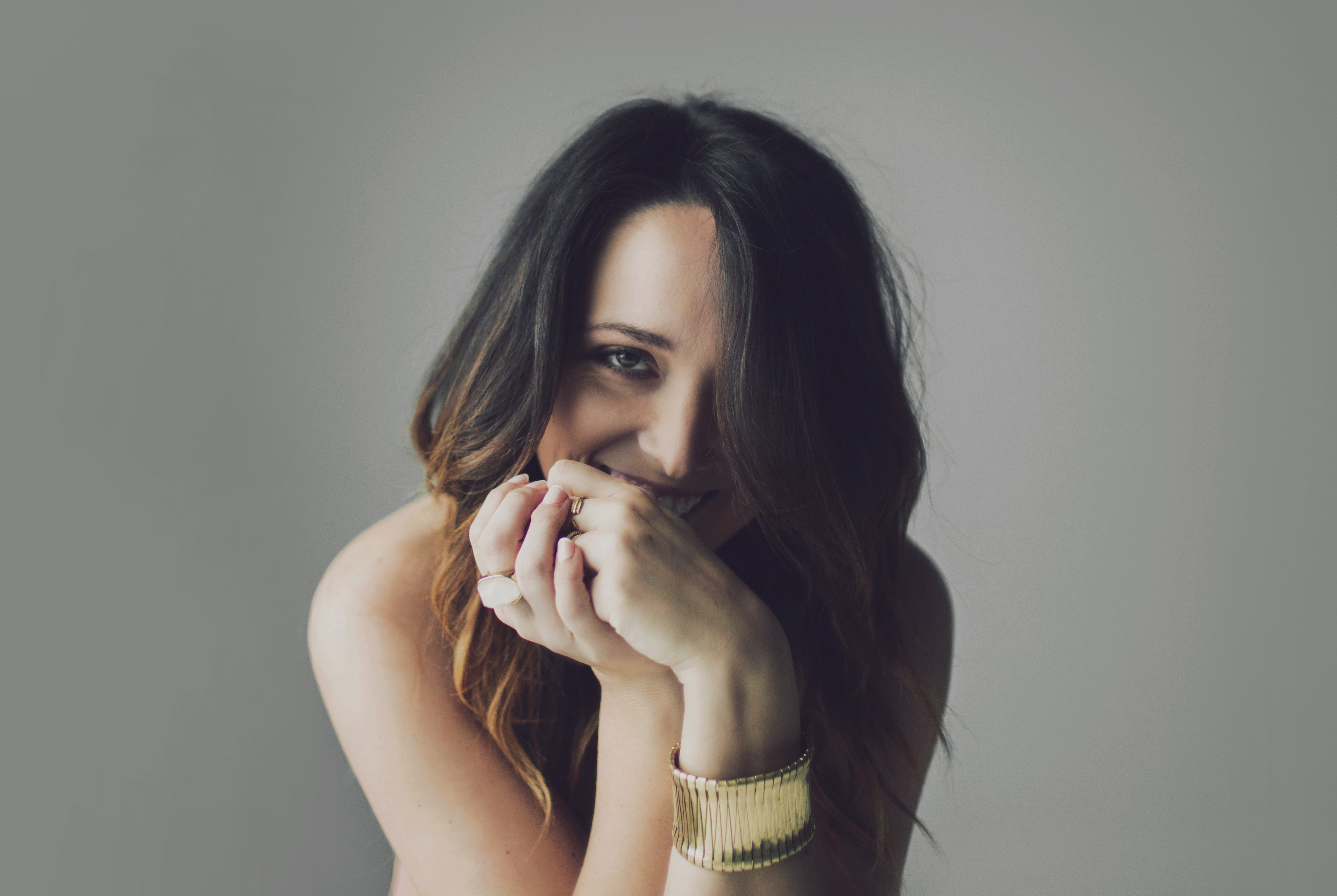 Song Premiere: Holley Maher, “Whispered Words”