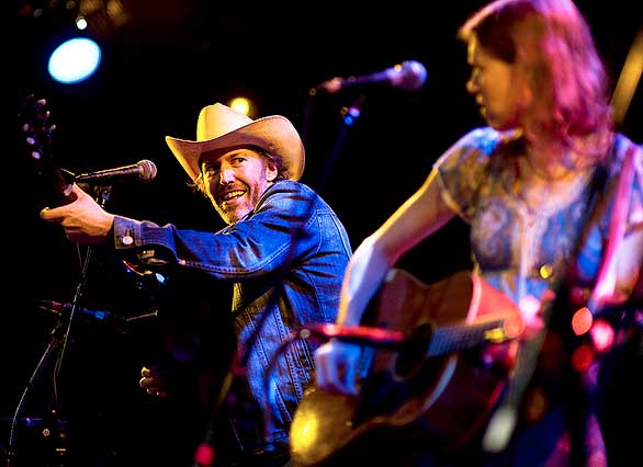 Dave Rawlings Machine Tour Kicks Off In Knoxville