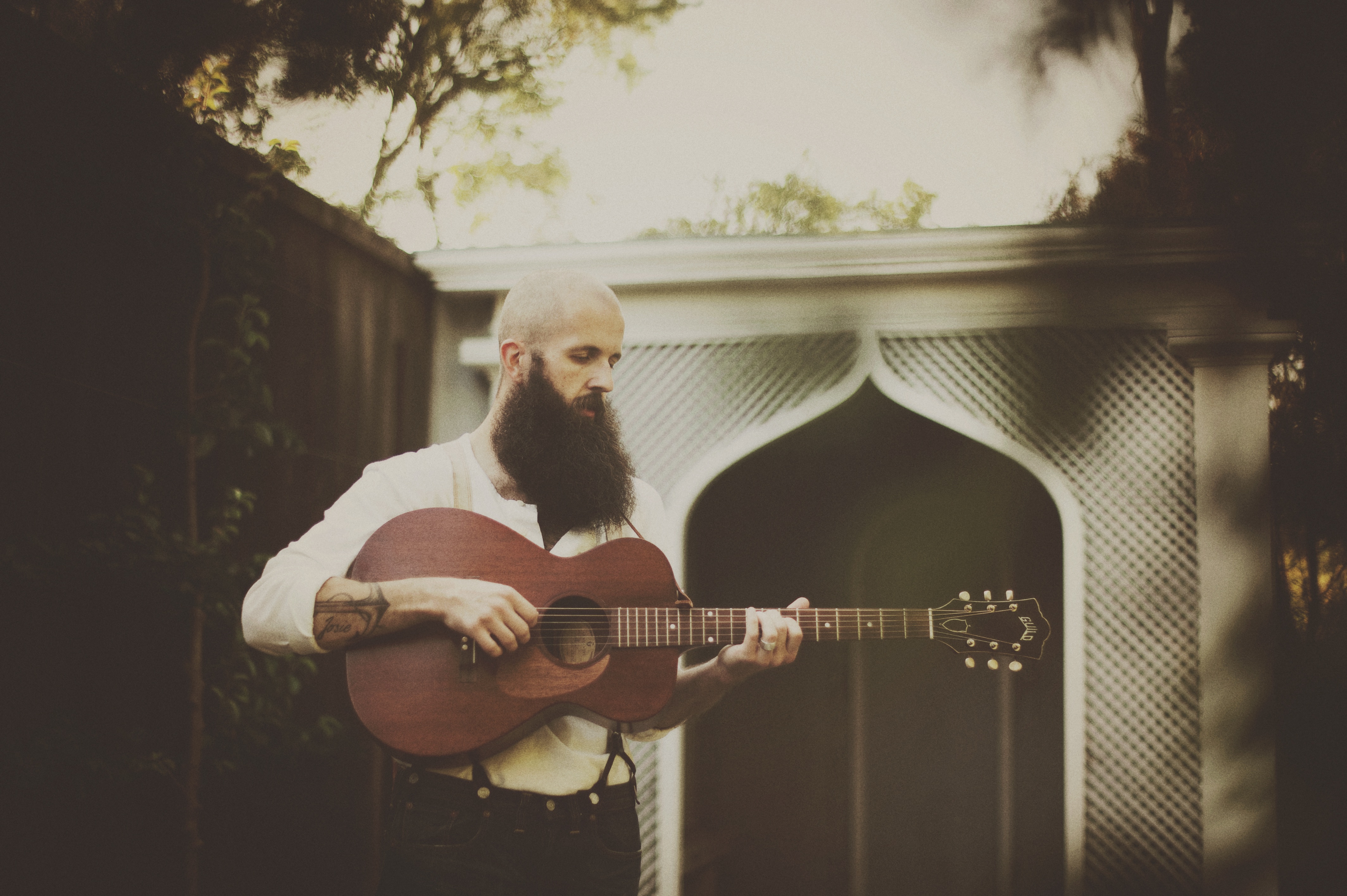 Song Premiere: William Fitzsimmons, “Fortune”