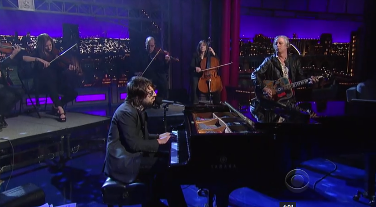 Watch Joseph Arthur, Mike Mills and Peter Buck Cover Lou Reed’s “Walk On The Wild Side”