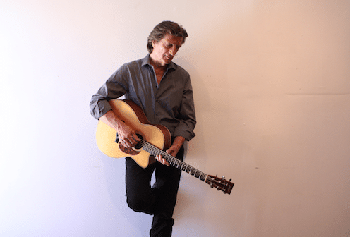 Song Premiere: Chris Smither, “Love You Like A Man”