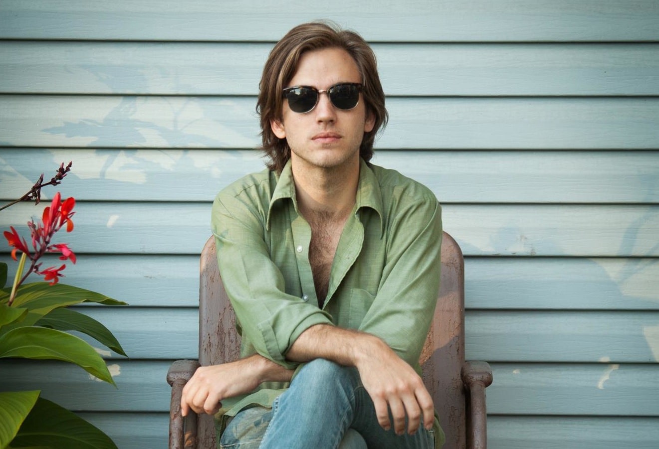 LR Baggs and American Songwriter Present: Andrew Combs