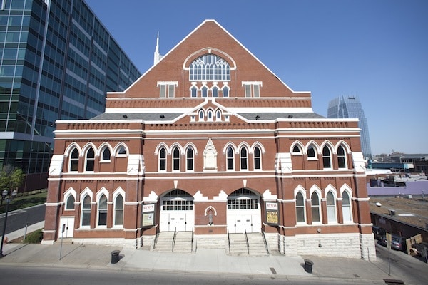 Hillbillies, Outlaws, and Songwriting Legends: The Legacy Of Nashville’s Ryman Auditorium