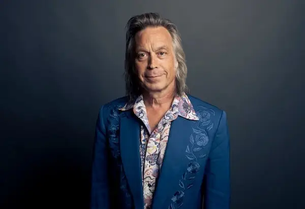 Jim Lauderdale Goes Hardcore Country