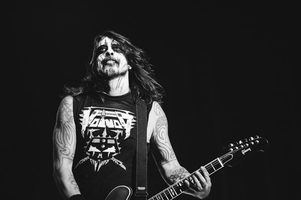 Photos: Foo Fighters At Nashville’s Ryman Auditorium, Halloween 2014