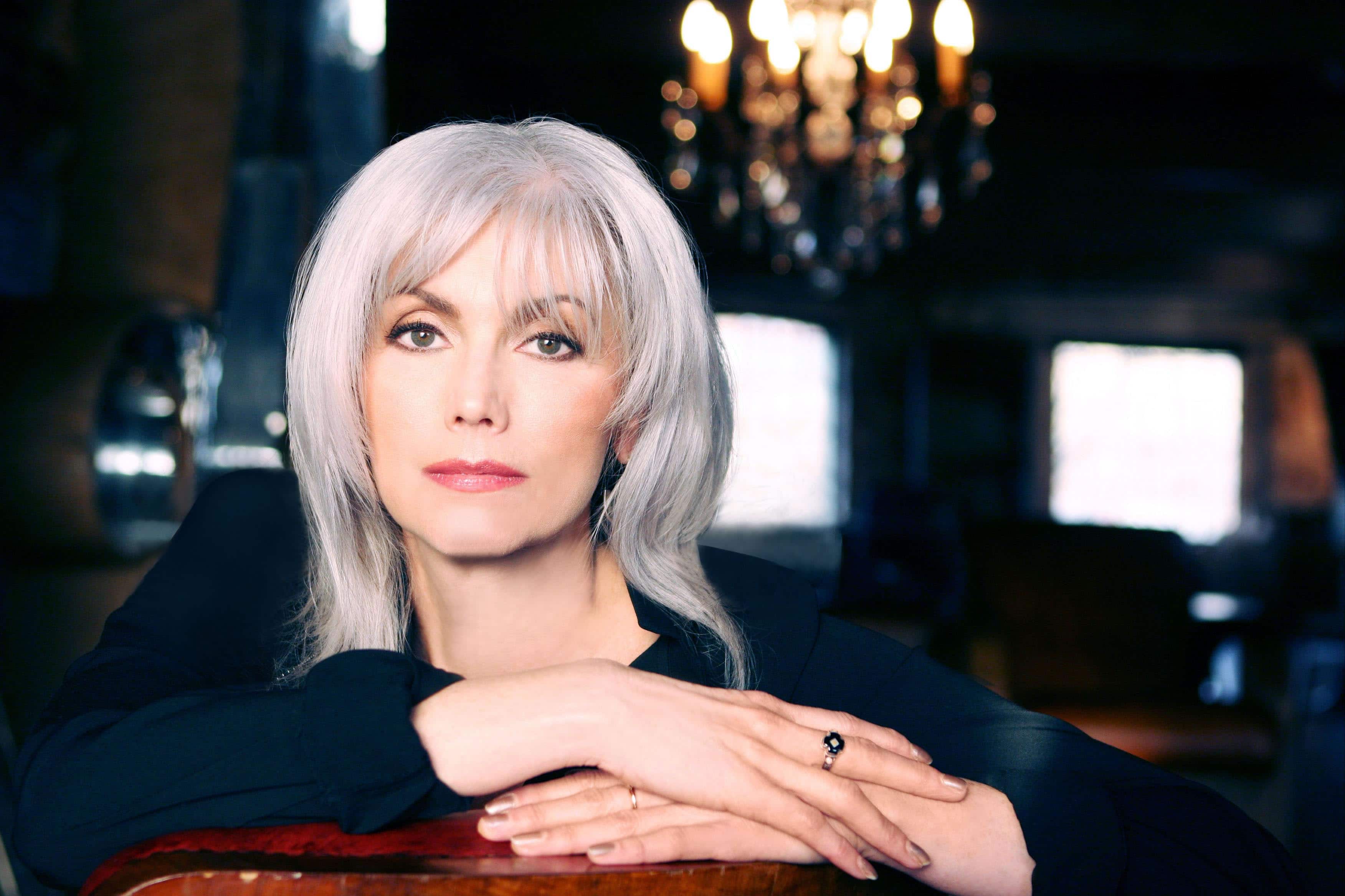 Emmylou Harris To Be Honored At All-Star Concert