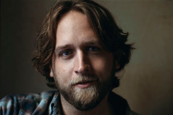 Hayes Carll Drops New Song, “The Love That We Need”