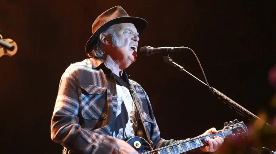 Neil Young Revisits a Decidedly Scary Scenario
