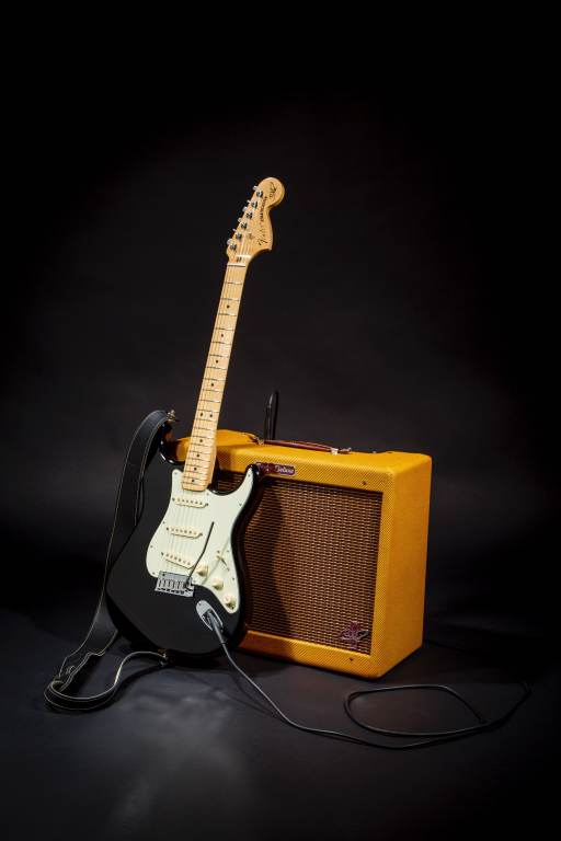 Fender The Edge Stratocaster and Deluxe Amp