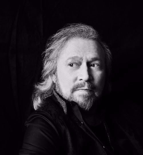 Former Bee Gee Barry Gibb Signs with Columbia Records