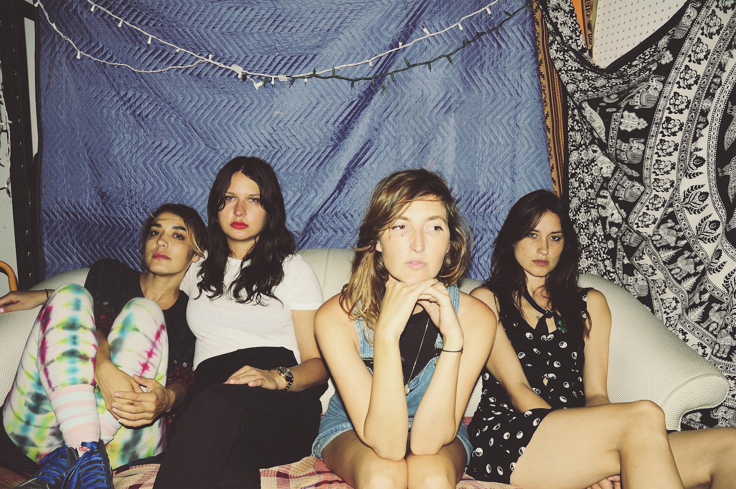 Warpaint Releases New Track “Whiteout”