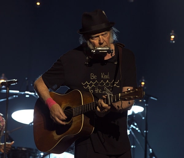 Neil Young Releasing Acoustic Album Peace Trail