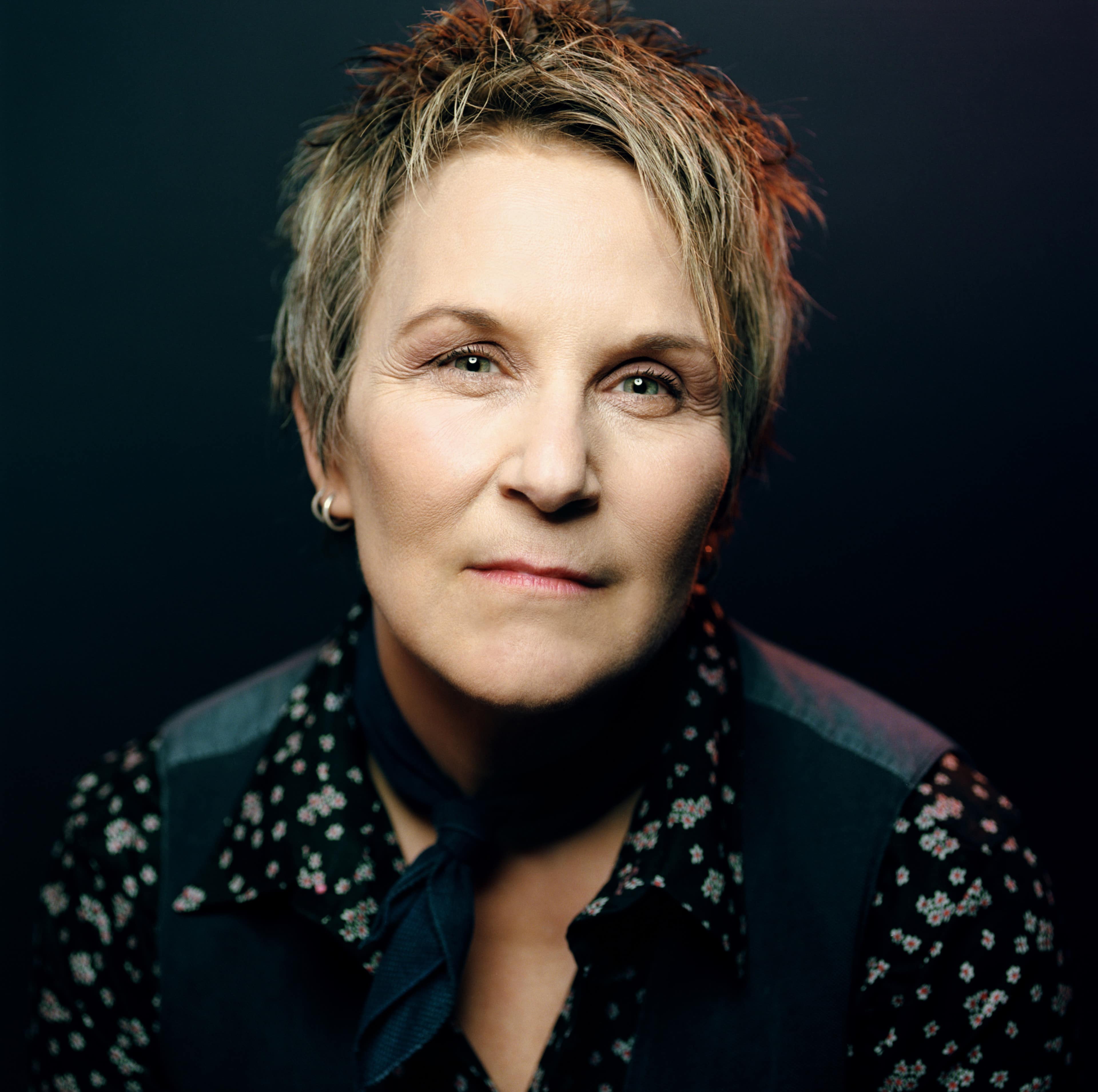Mary Gauthier Premieres Video For “Soldiering On”