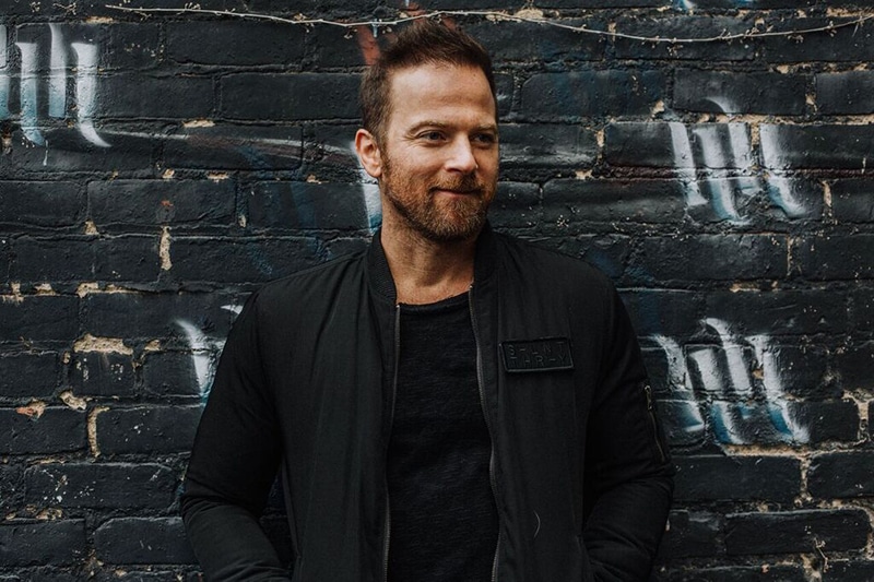 Kip Moore Announces New EP Room To Spare: The Acoustic Sessions, Acoustic Tour