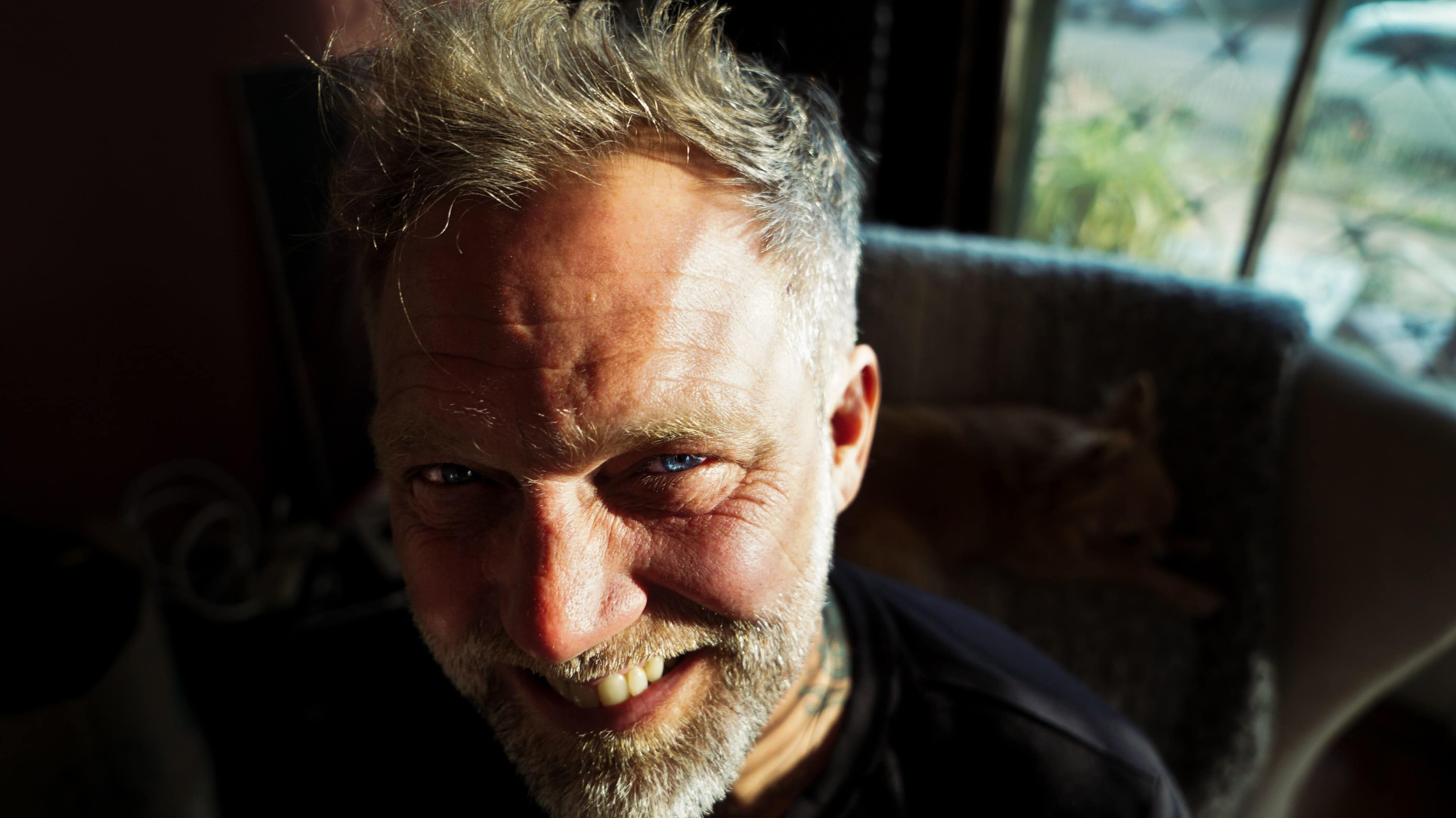 Anders Osborne Releases Video for Single “Traveling with Friends”