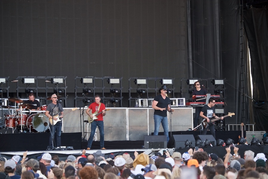 In Photos Hometown Rising Country Music & Bourbon Festival