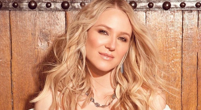 Jewel Shares Insights On New Projects, Writing Process
