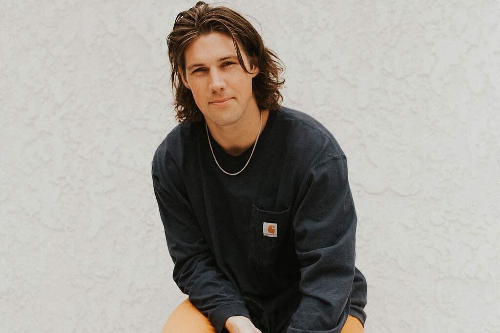 Jake Scott Set To Take a Shot at Stardom in 2020 - American Songwriter