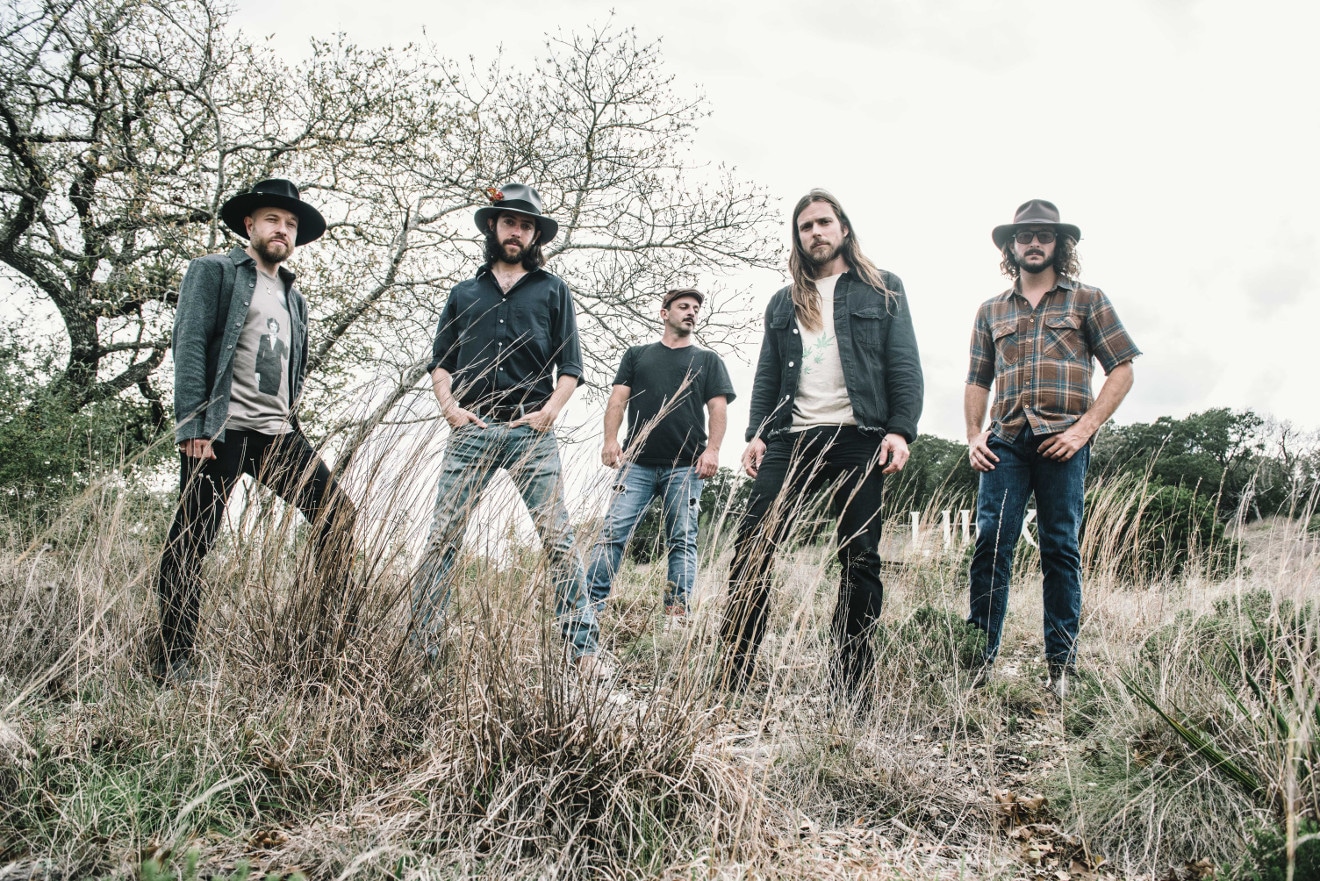 Lukas Nelson & Promise of the Real Premieres New Track, “Couldn’t Break Your Heart”