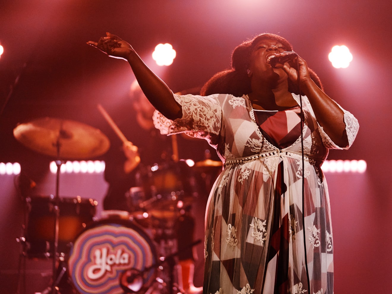 Yola Performs “I Don’t Wanna Lie,” Reveals Additional 2020 Tour Dates