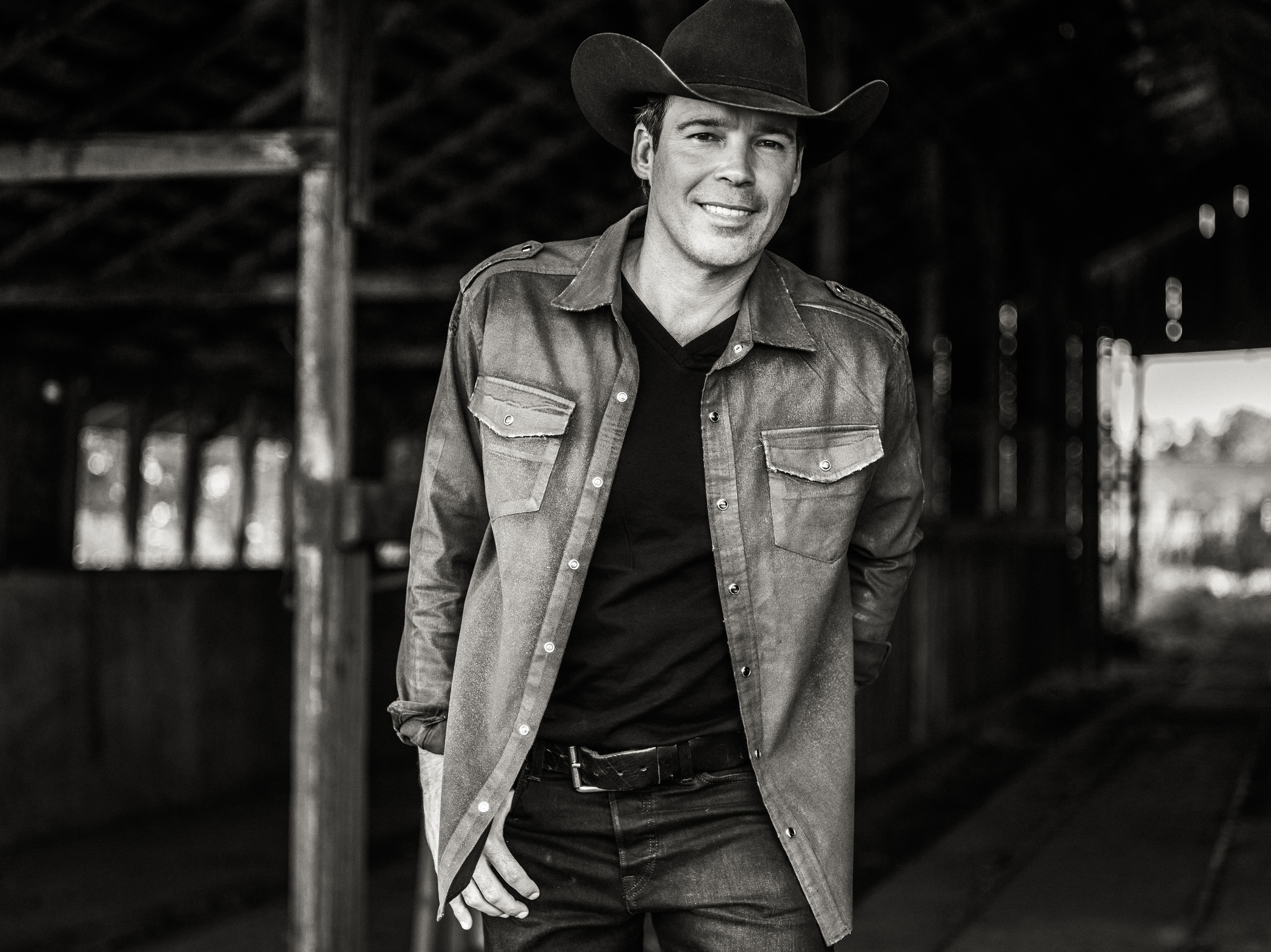 Clay Walker Says of New Song: “The Best People Have Heard From Me In a Long Time”