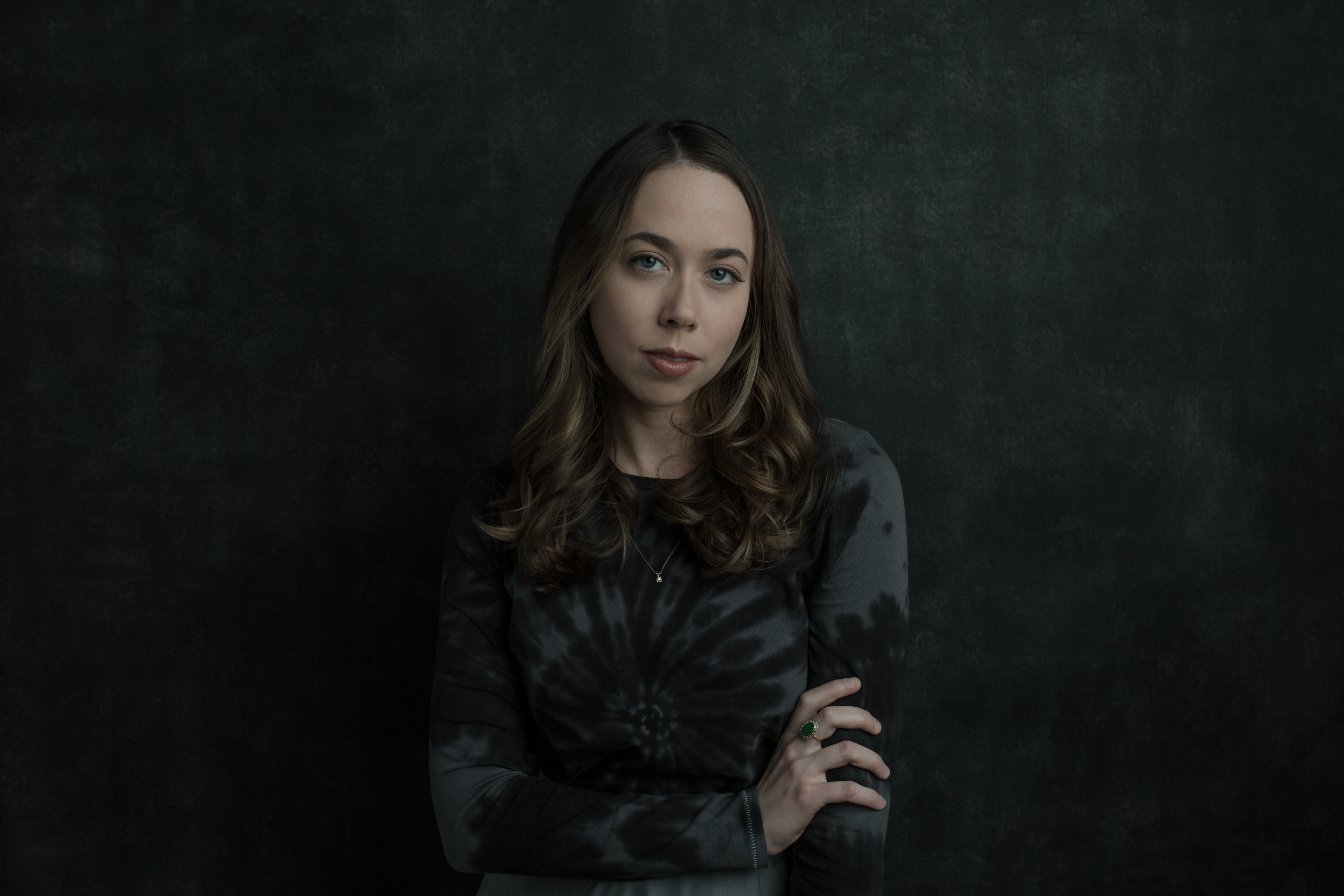 Sarah Jarosz Debuts “Orange And Blue,” A Calm, Reflective Ode To Her Texas Childhood