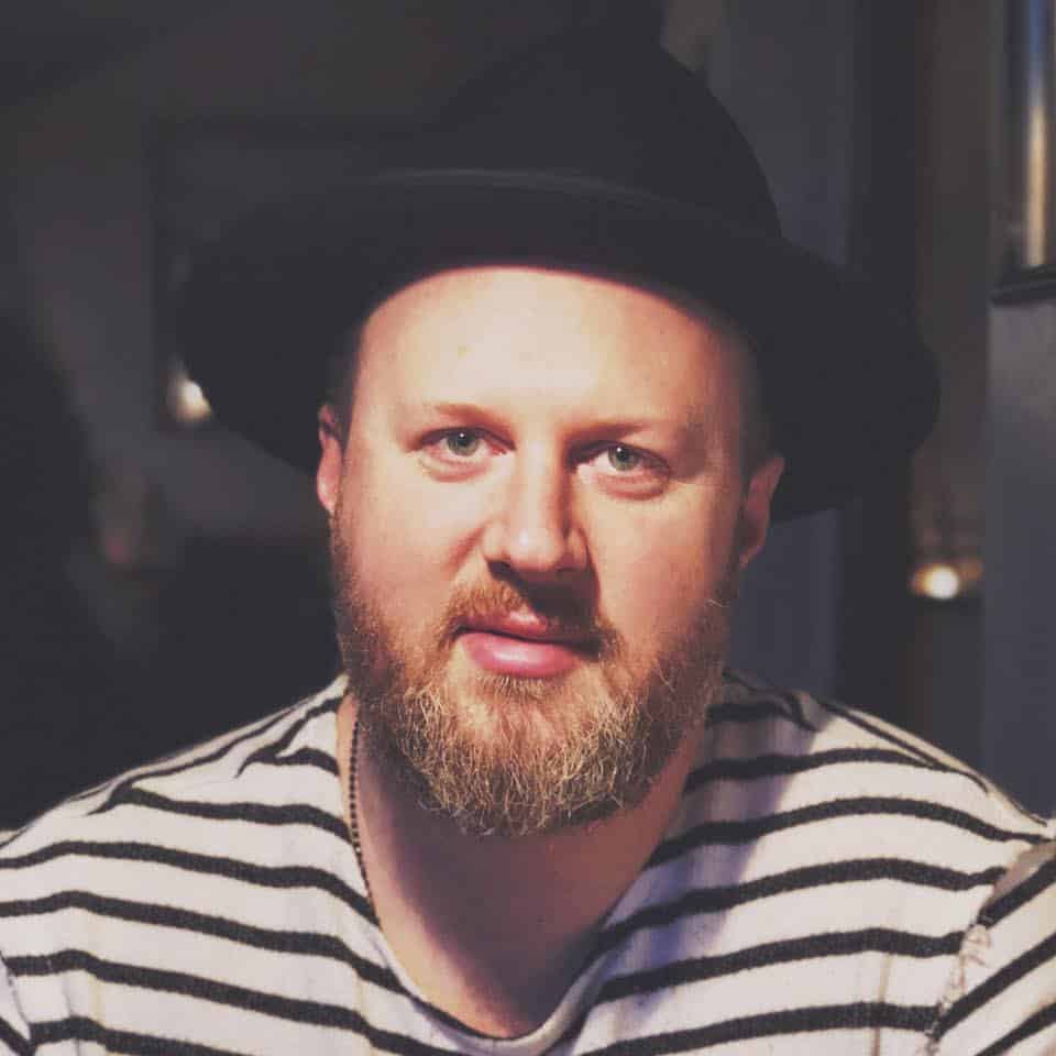 Nine Tips for Songwriters in the Zoom Co-Write Era