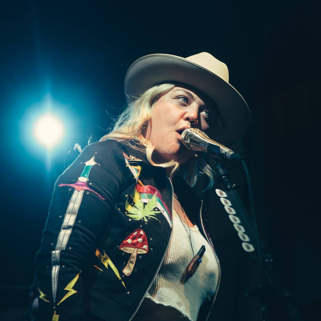 Elle King On Her Fierce Fearless And Funny In Isolation Ep