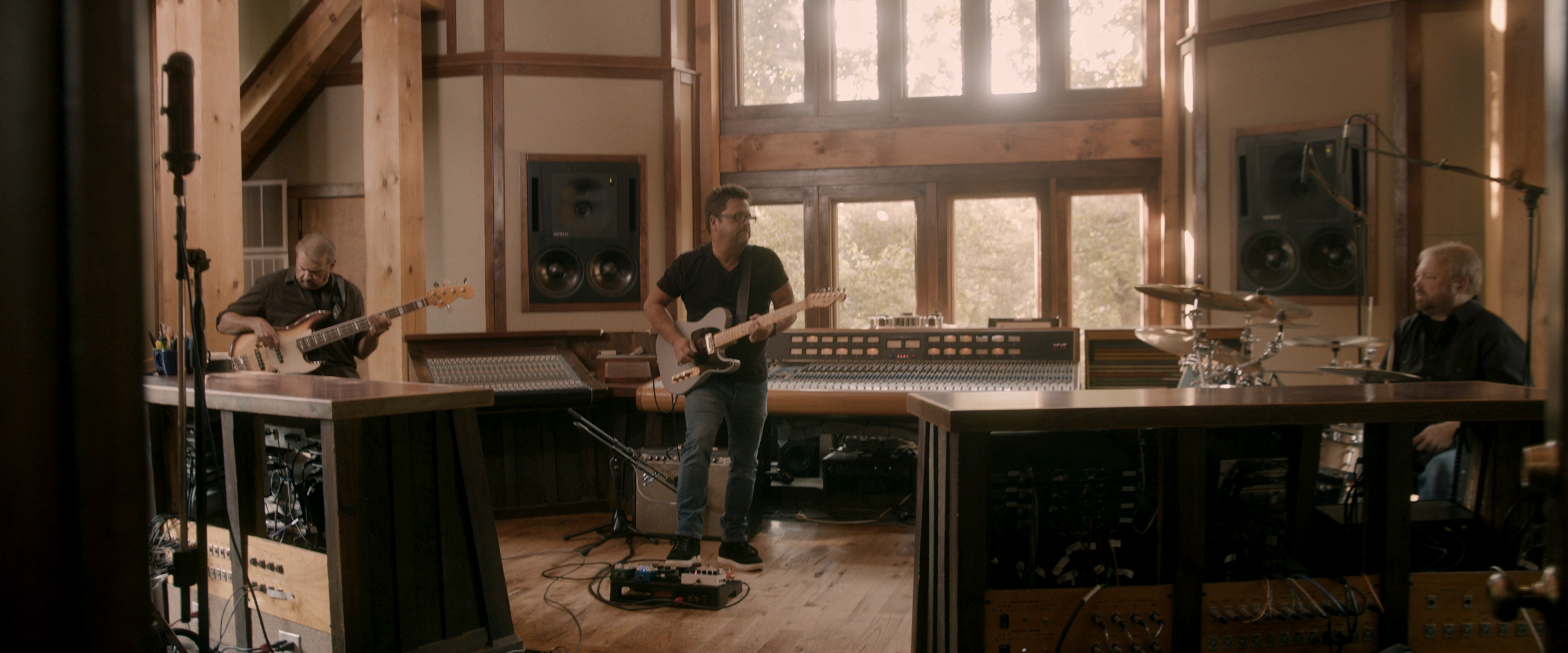 Watch Brent Mason Shred On His New Signature Fender Telecaster