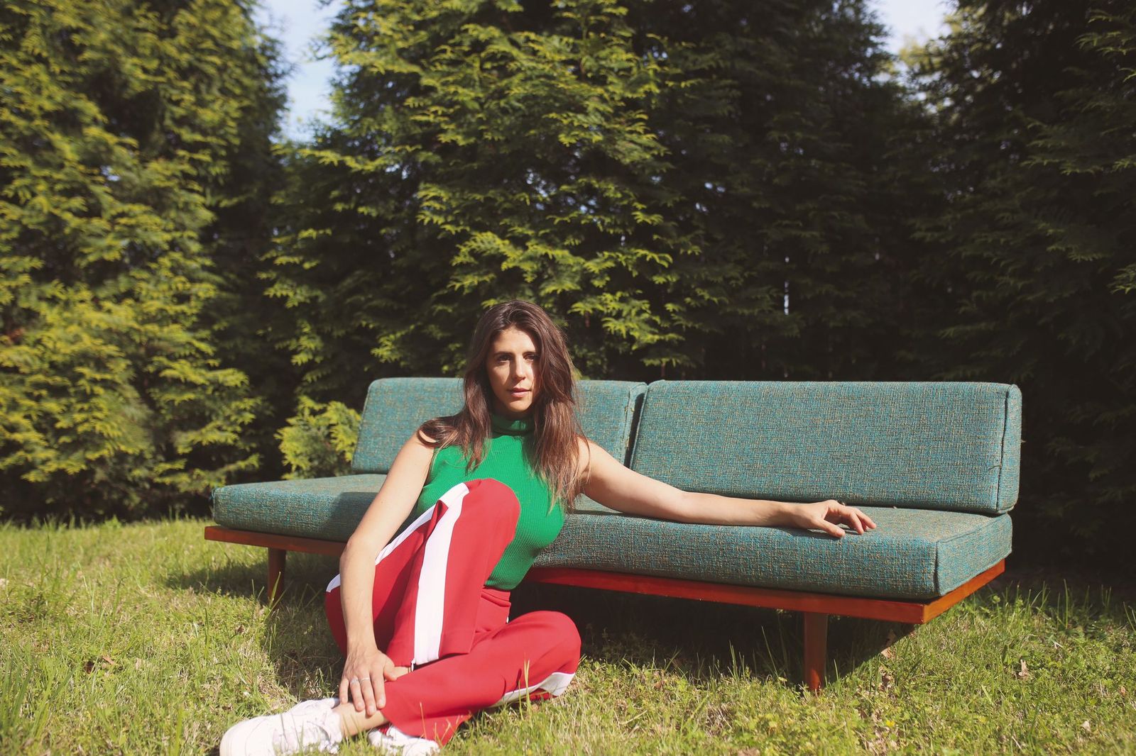 Jillette Johnson Latest “I Shouldn’t Go Anywhere” Shows Personal, Musical Transformation