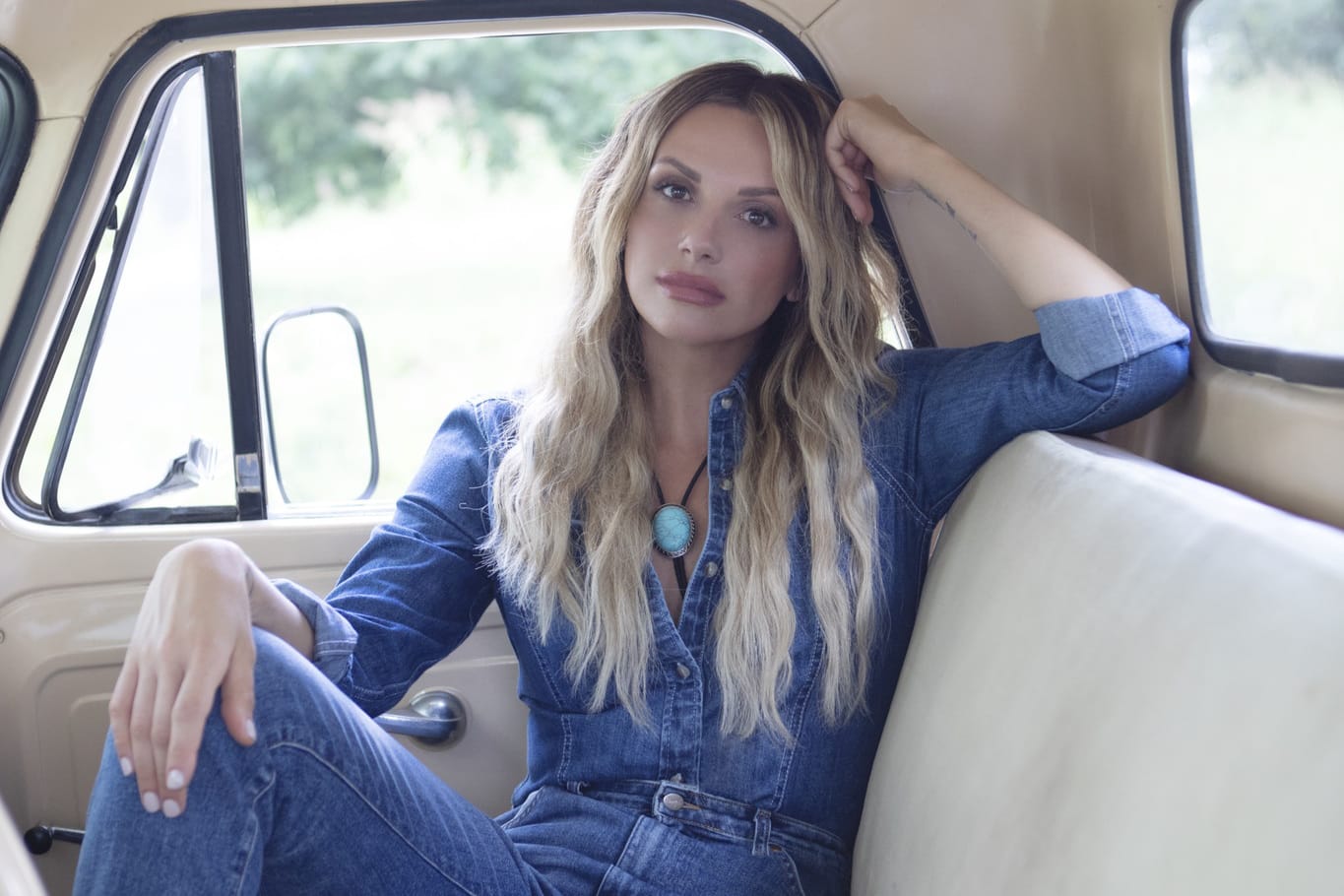 Carly Pearce Returns with Her Kind of Country
