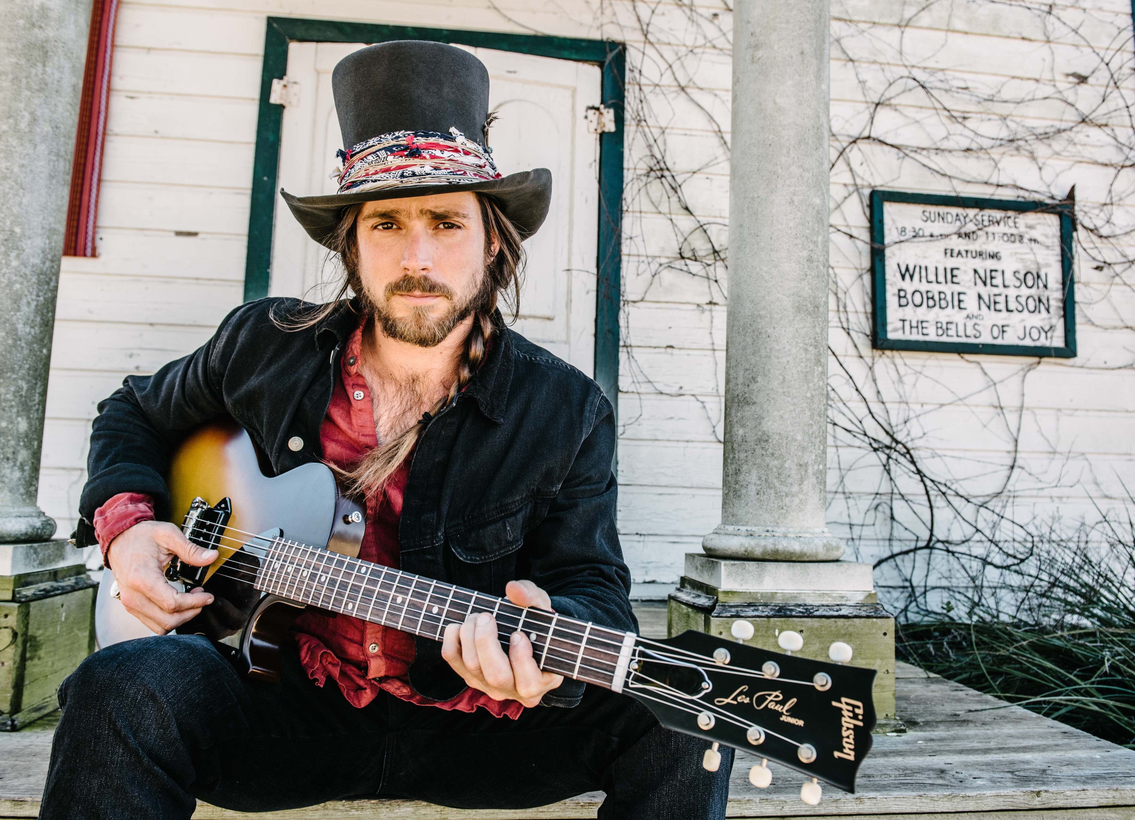 Lukas Nelson Discusses His New Gibson Signature Model