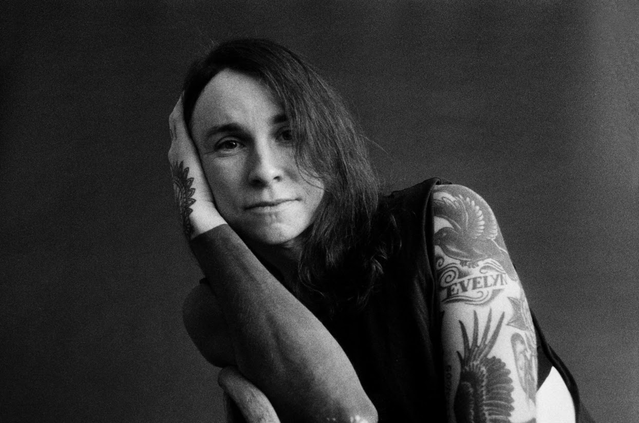 Laura Jane Grace Went Into Survival Mode on Solo Debut ‘Stay Alive,’ Unleashing Two Year’s Worth of Songs