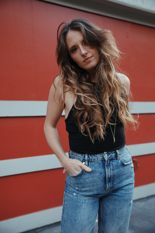 Emilyhackett Emily Hackett Releases 'My Version of A Love Song' EP - American Songwriter