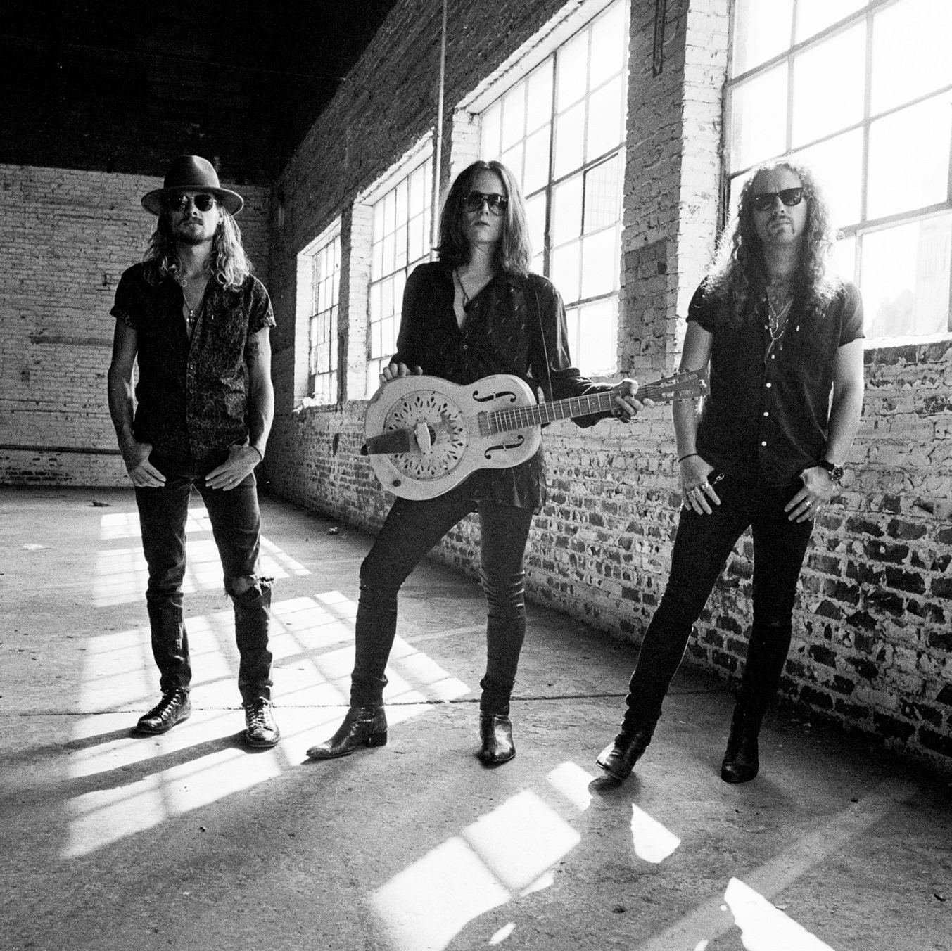 Tyler Bryant Applies ‘Pressure’ For Another Tough, Party-Ready Set Of Riffy Blues Rocking