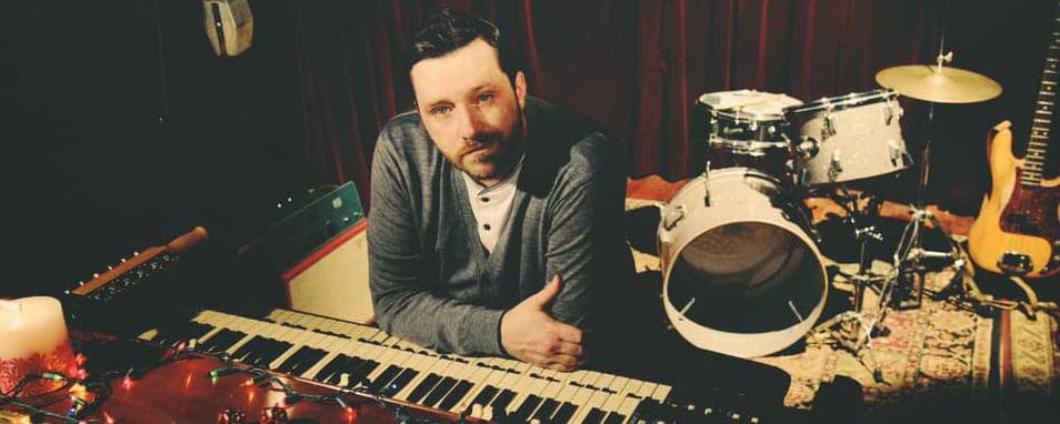 Monophonics Frontman Kelly Finnigan Injects New Life Into Christmas Music By Crafting Fresh, Retro Styled Originals