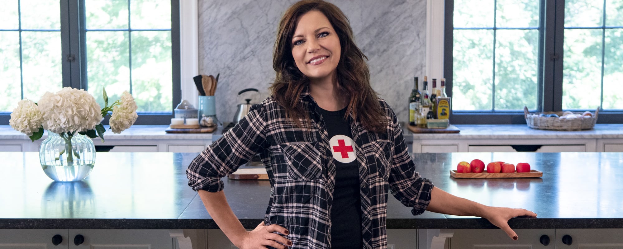 Rather Than Dwelling on the Devastating Year of 2020, Martina McBride is Finding a Way to Give Back