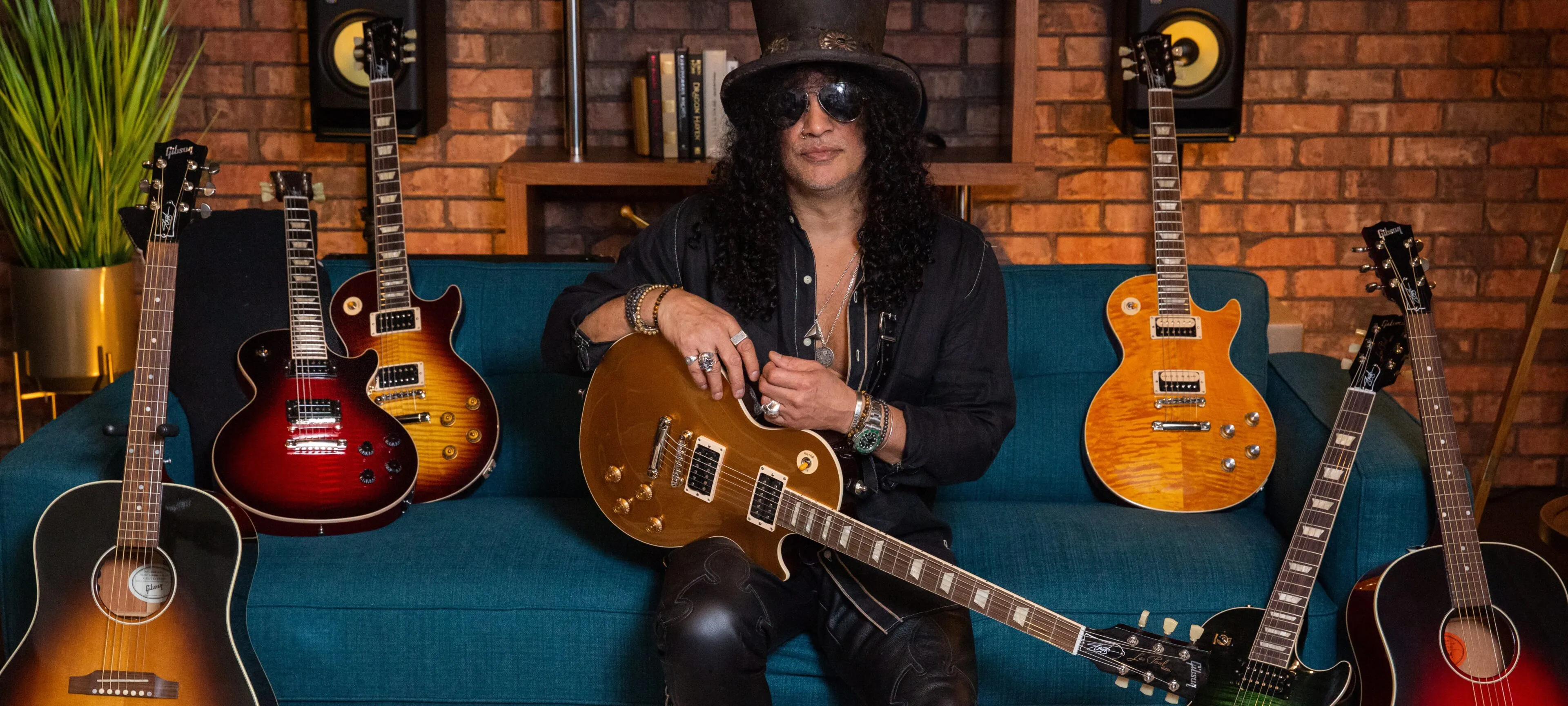 Take A Peek At The New Gibson Slash “Victoria” Les Paul Standard Goldtop, The Latest In The Gibson Slash Collection