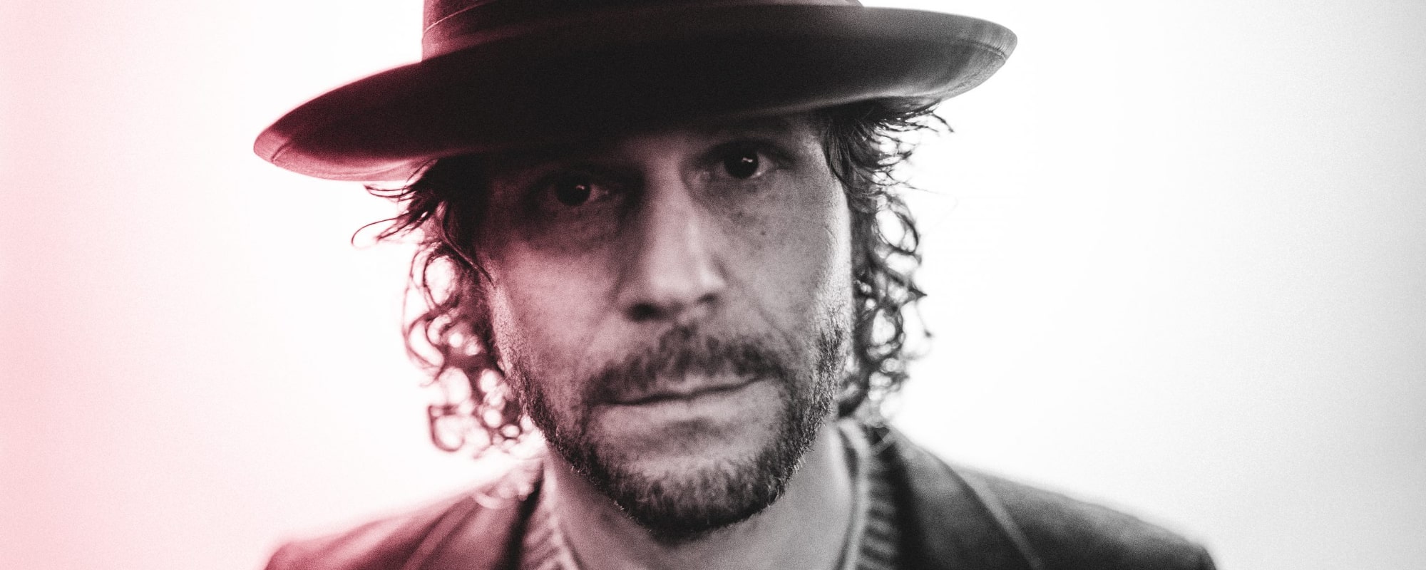 Langhorne Slim Premieres New Single “Panic Attack,” With an Accompanying Video