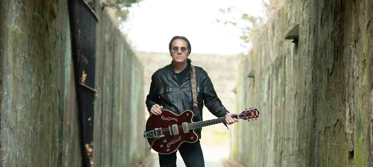 The Meaning Behind “Cotton Eye Joe” American Songwriter