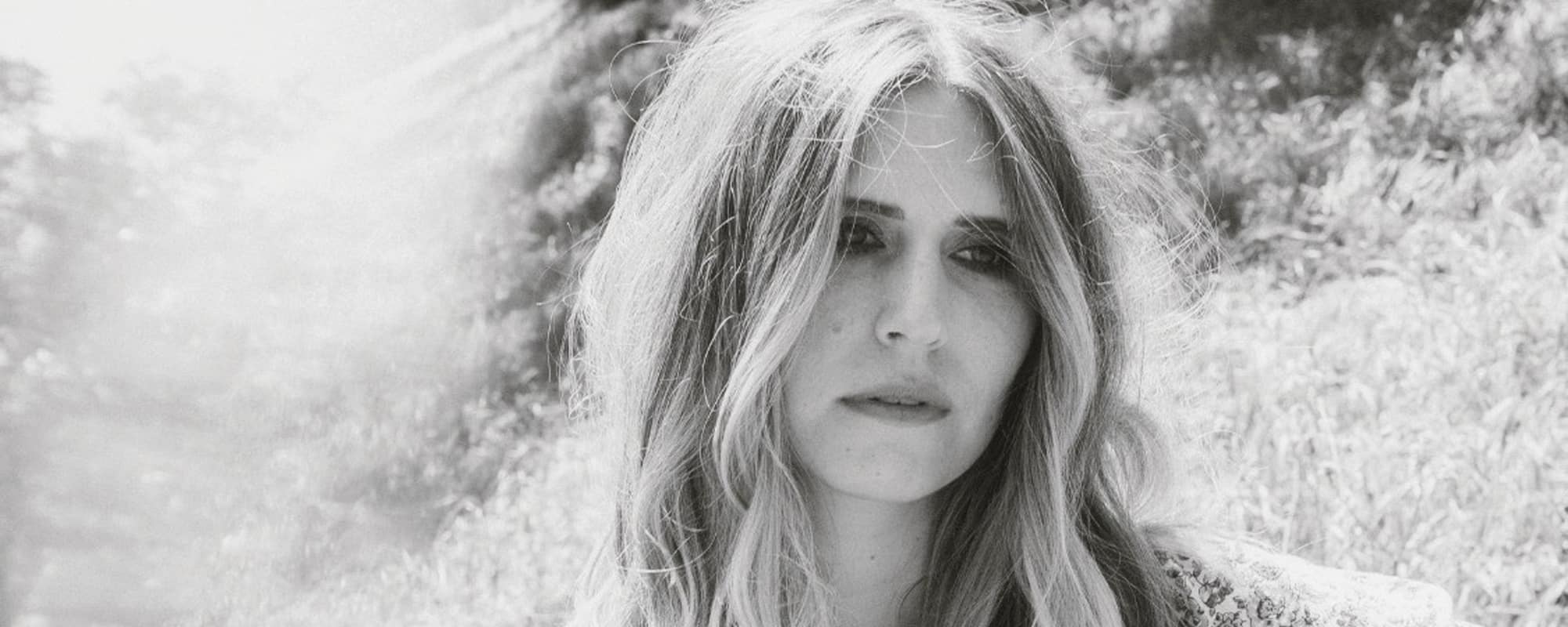 Joni’s EP ‘Orchid Room’ Reflects the Nostalgic Snapshots of Her Life ...