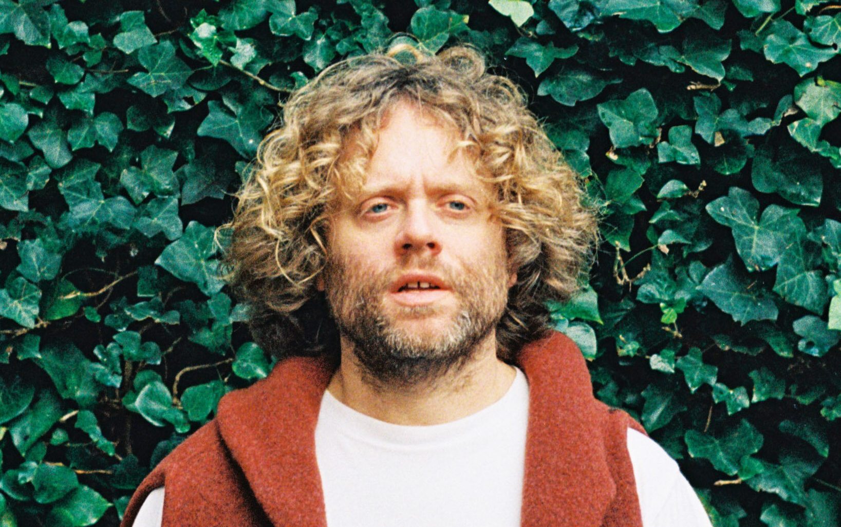 Benny Sings Releases ‘Music’